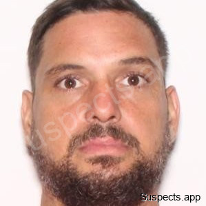 Gil, Armando Victor