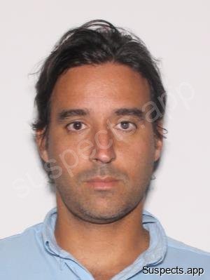 Villela Souza Alho, Lucas