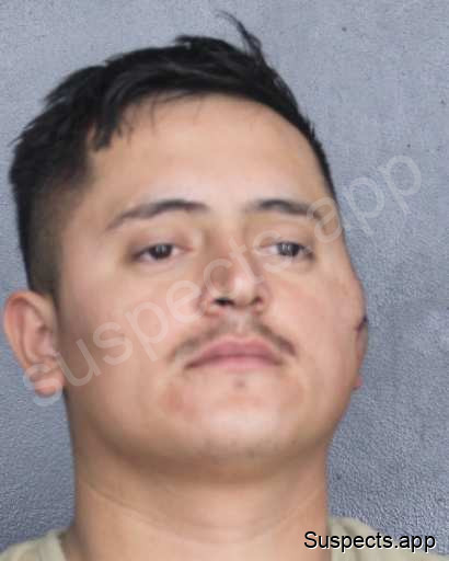Agustin, Oscar