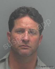 Willis, Derrik Clayton